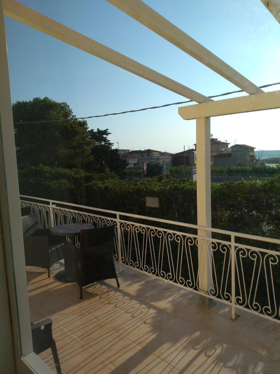 Acquaviva Experience B&B San Vincenzo Exteriör bild
